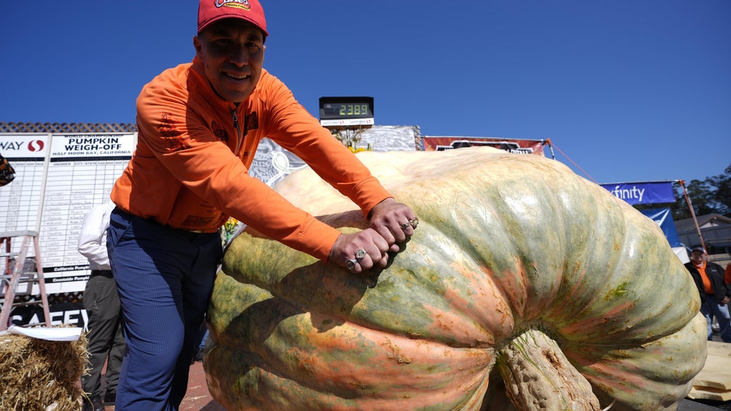 Anoka County pumpkin grower wins California title for 5th time in 7 years — WCCO / CBS Minnesota, McKinney Arts news