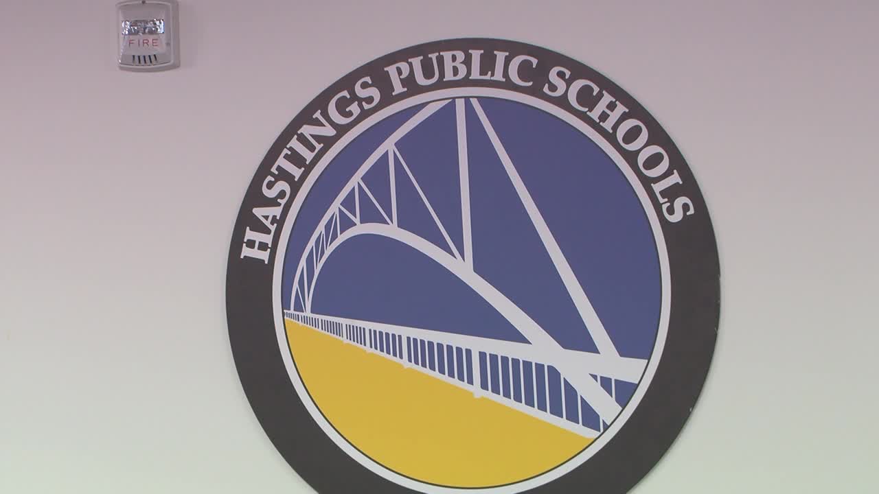 Hastings school officials discuss policy change on what’s allowed on school walls — KSTP 5 — Gopher, McKinney Schools news