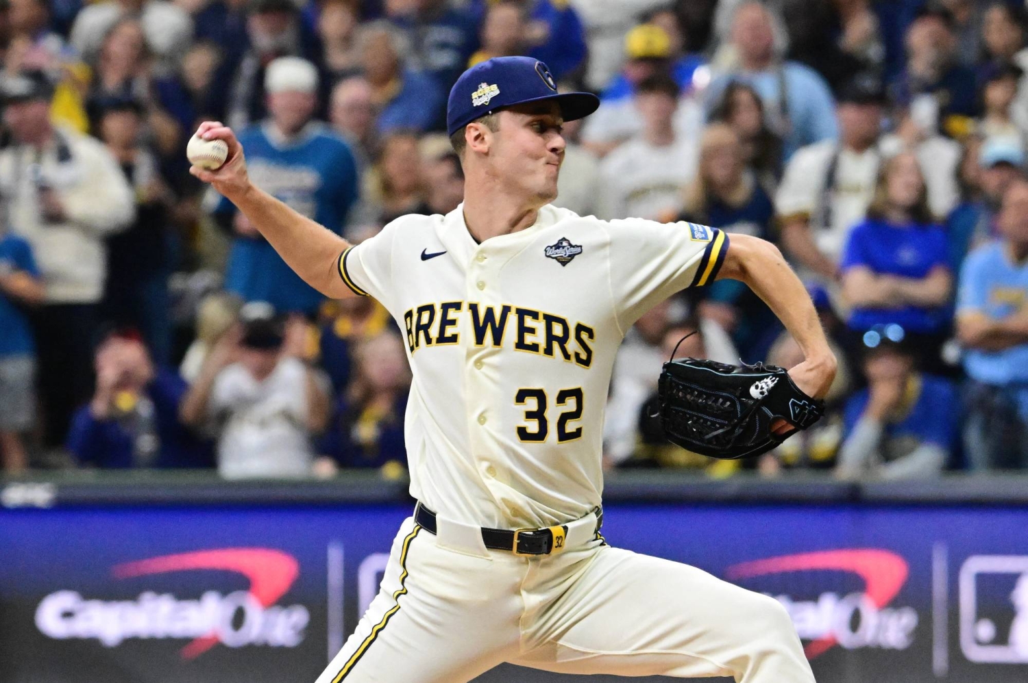  Brewers hold on in ninth to edge Rays in Game 1 of World Series  — Japan Times, McKinney Sports news